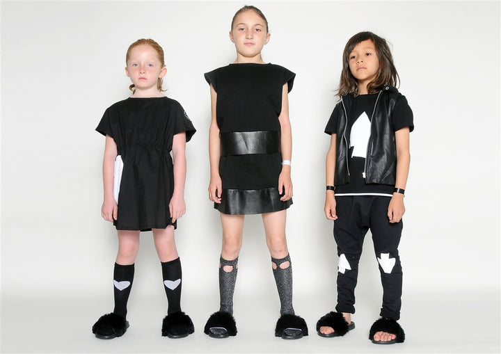 Color Trend: Dark Clothes for Children with LOUD