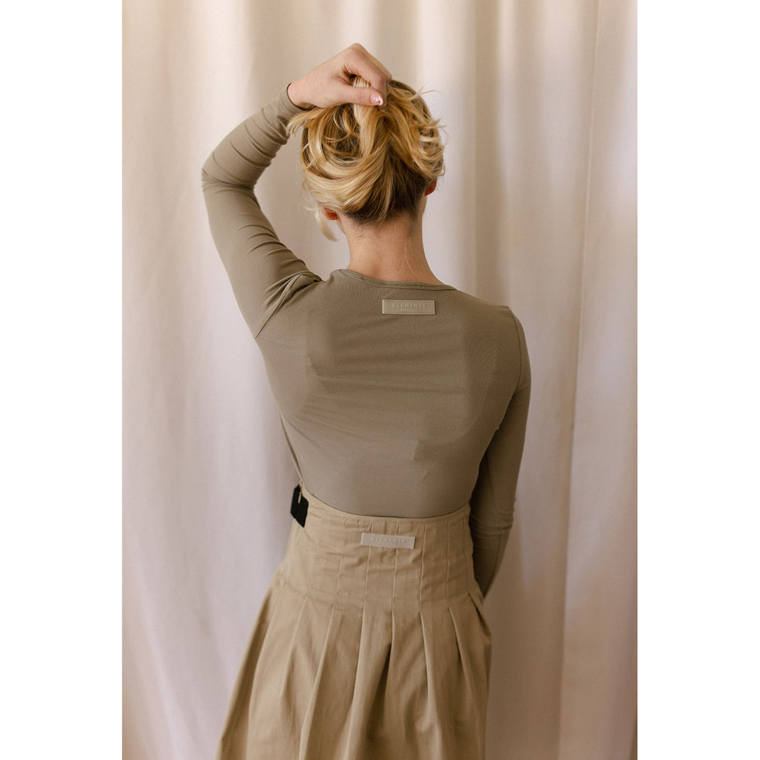Elements Olive Buckle Pleat Skirt