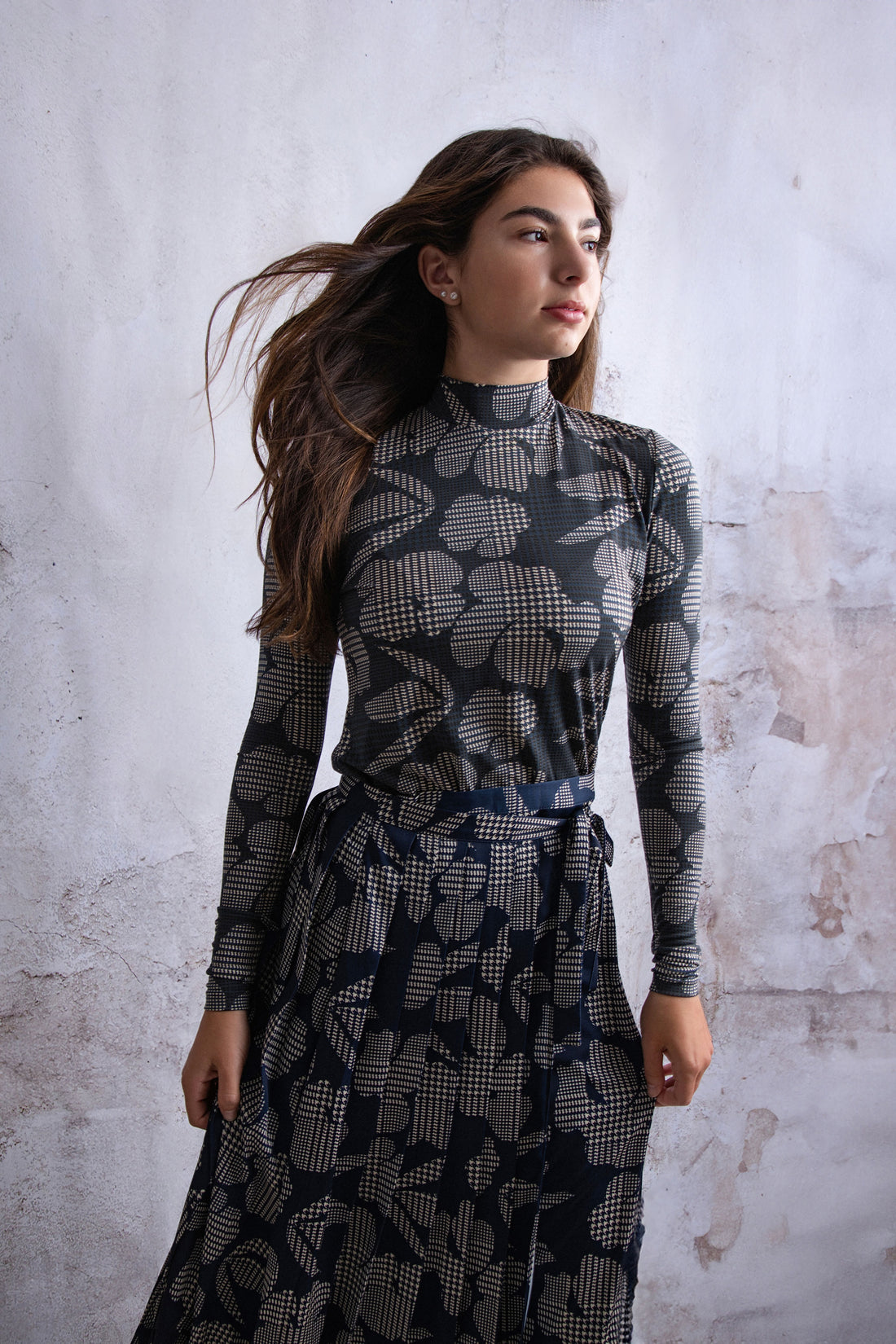 HEV Black Mesh Houndstooth Print Top
