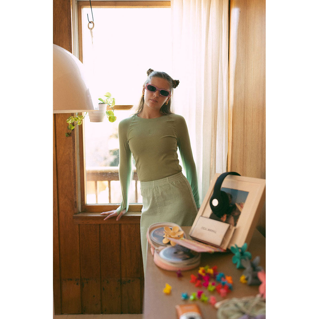 ELEMENTS Green E Logo Tee