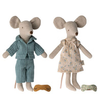 Maileg Mum And Dad Mice In Cigarbox