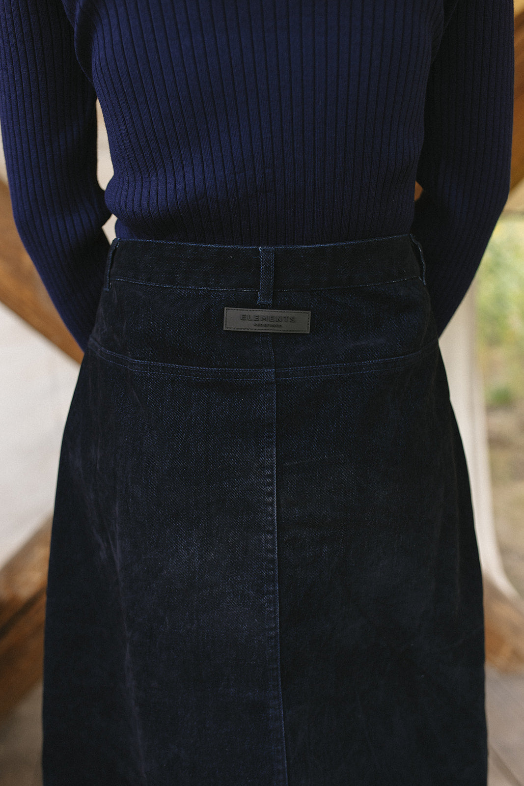 ELEMENTS Navy Knit Rib Turtleneck