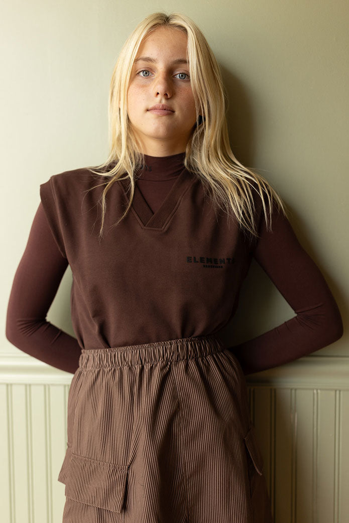 ELEMENTS Umber Turtleneck