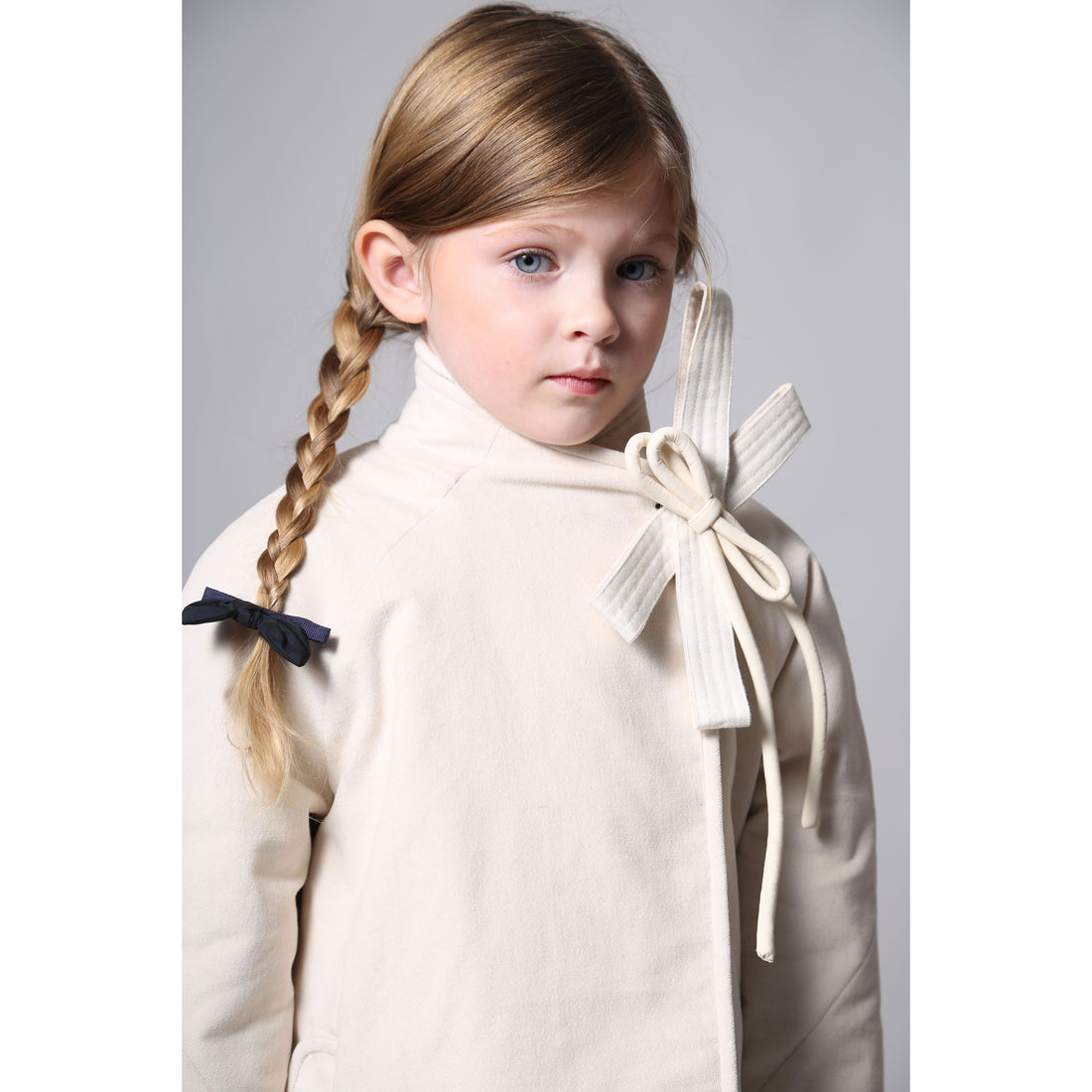 Tia Cibani Sapphire Estrella Bow Emellished Clip Set