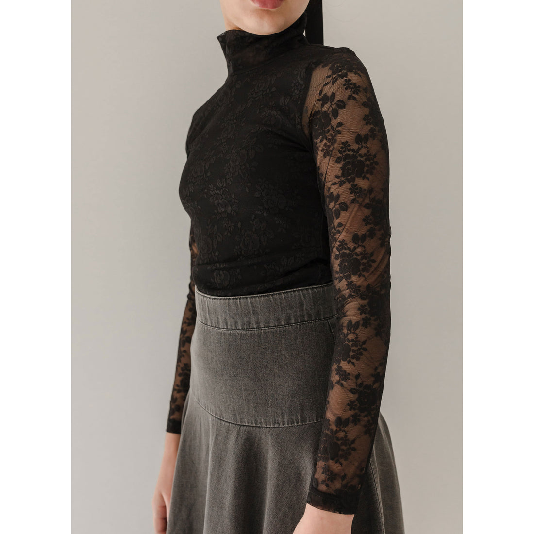 Petite Amalie Black Lace Turtleneck Top – Ladida