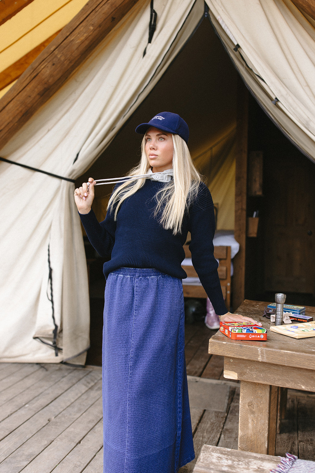ELEMENTS Navy Hooded Sweater