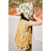 Misha and Puff String Windowbox Scallop Scarf