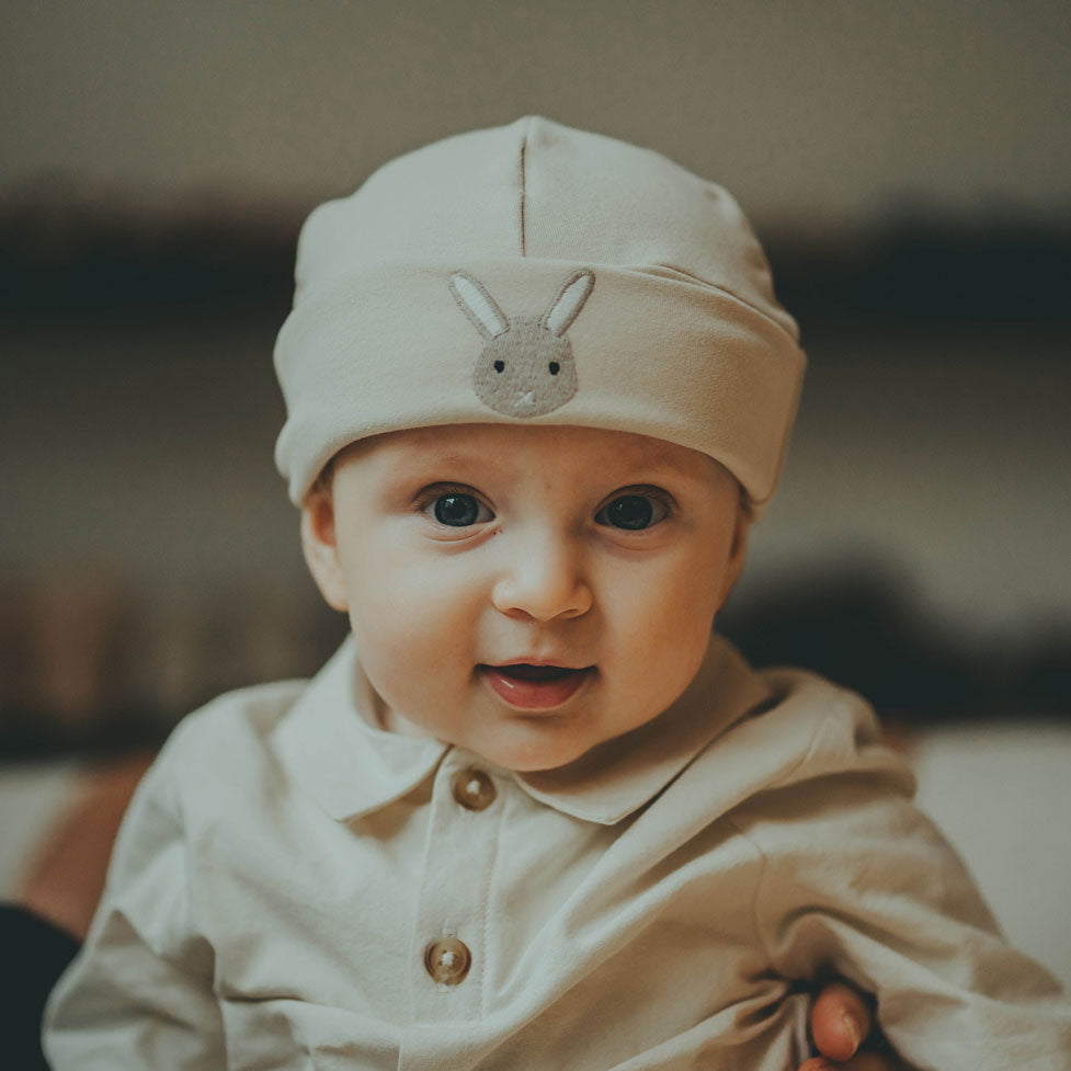 Donsje Warm White Bunny Hat