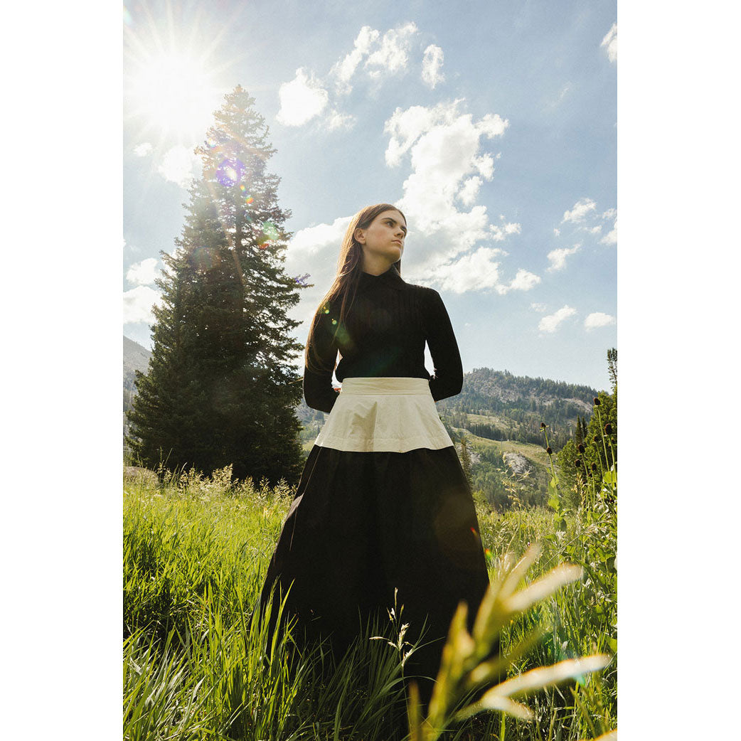 Clubhouse Cream/ Black Skirt