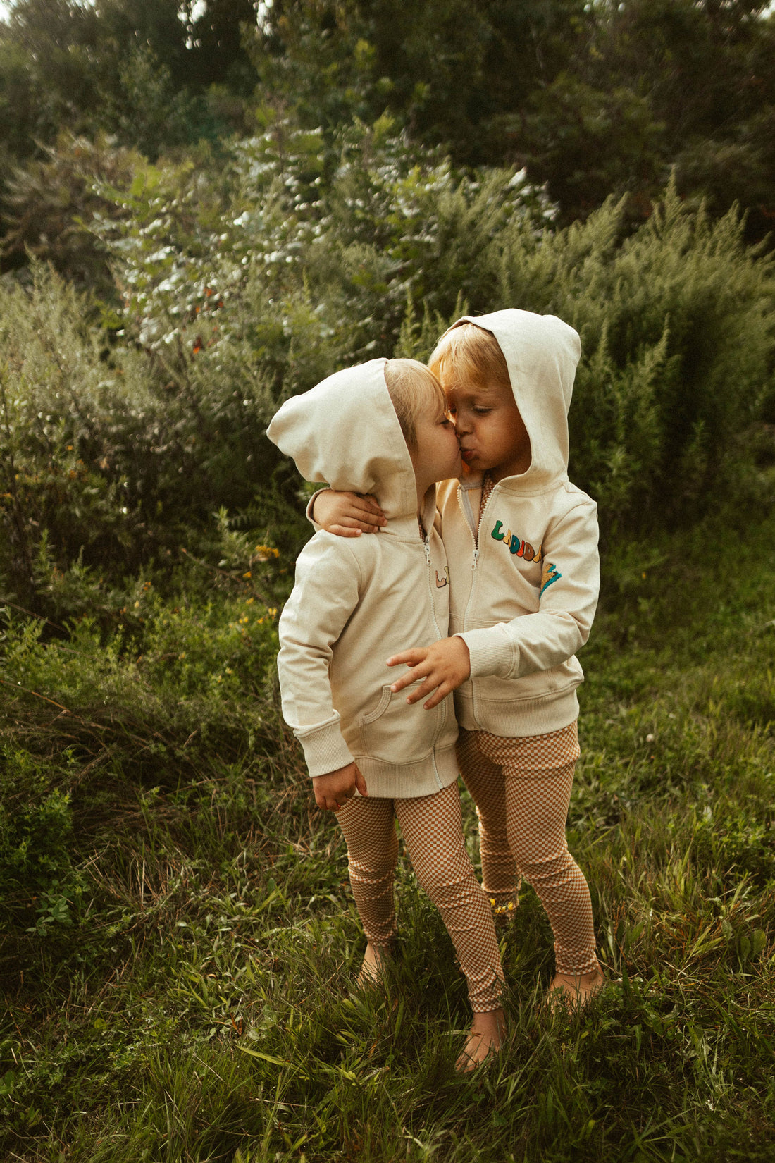 Ladida Layette Lightening Zip Up