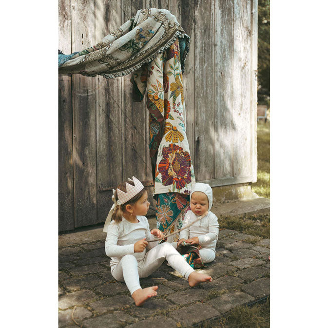 Ladida Layette Rose Demask Romper + Bonnet