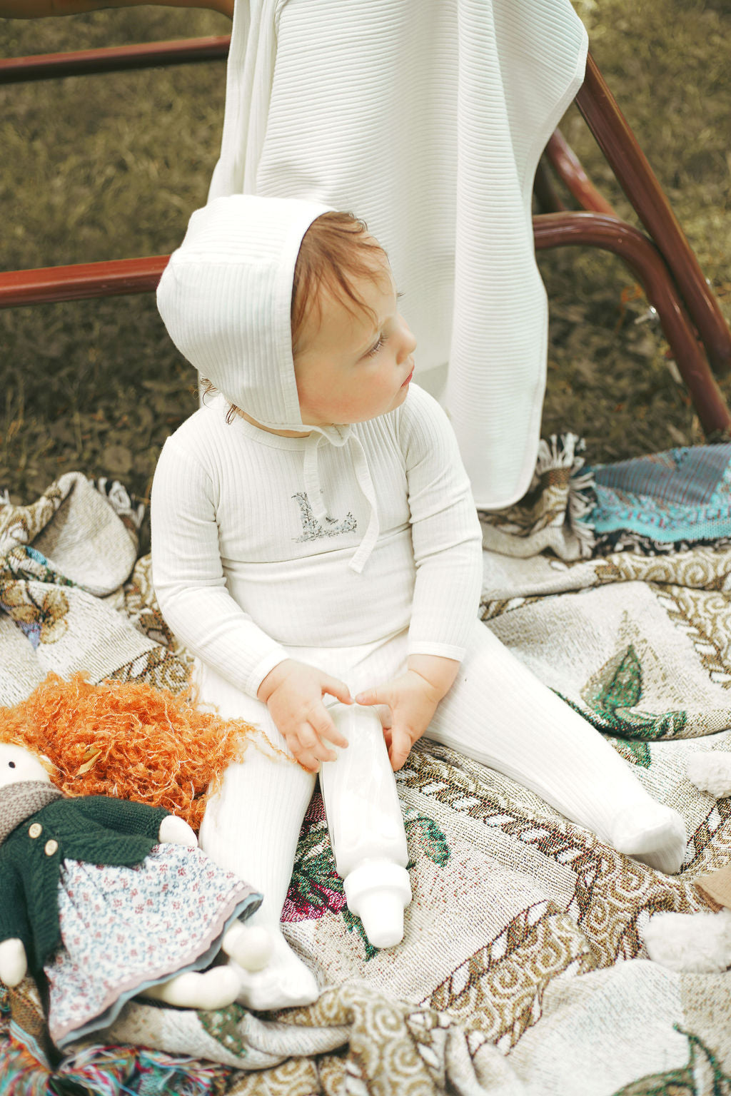 Ladida Layette Ivory/ Blue L Ribbed Romper + Bonnet
