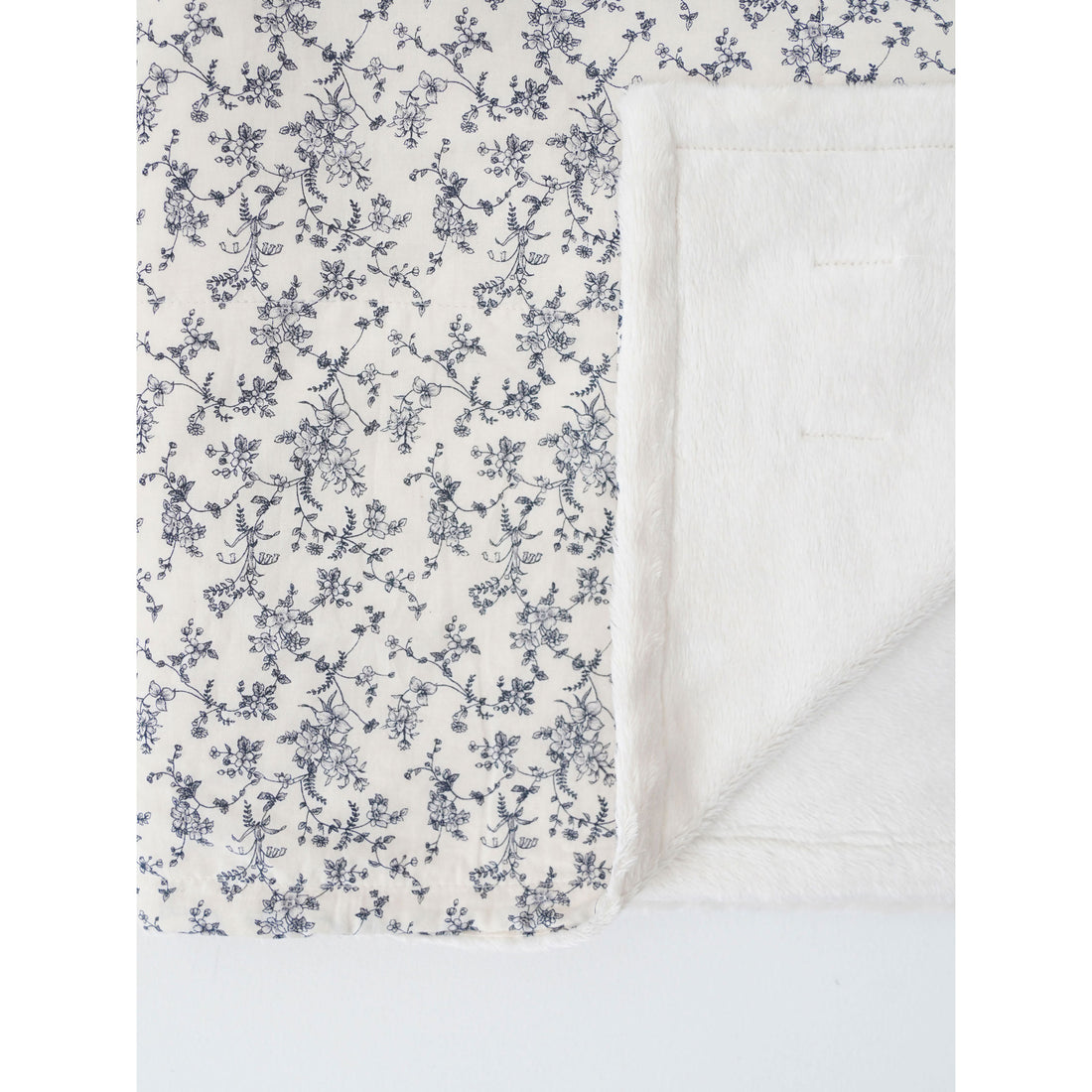 Louisiella Arielle Fur Blanket