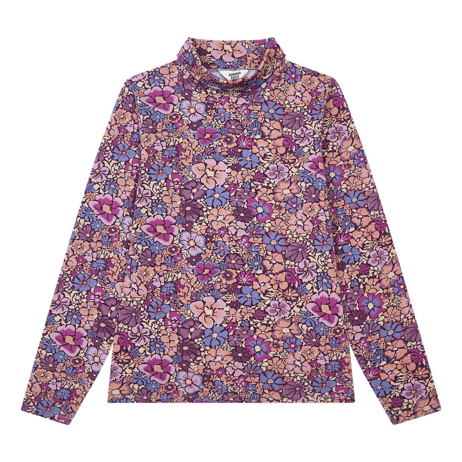 Hundred Pieces Plum Flower Solly Turtleneck