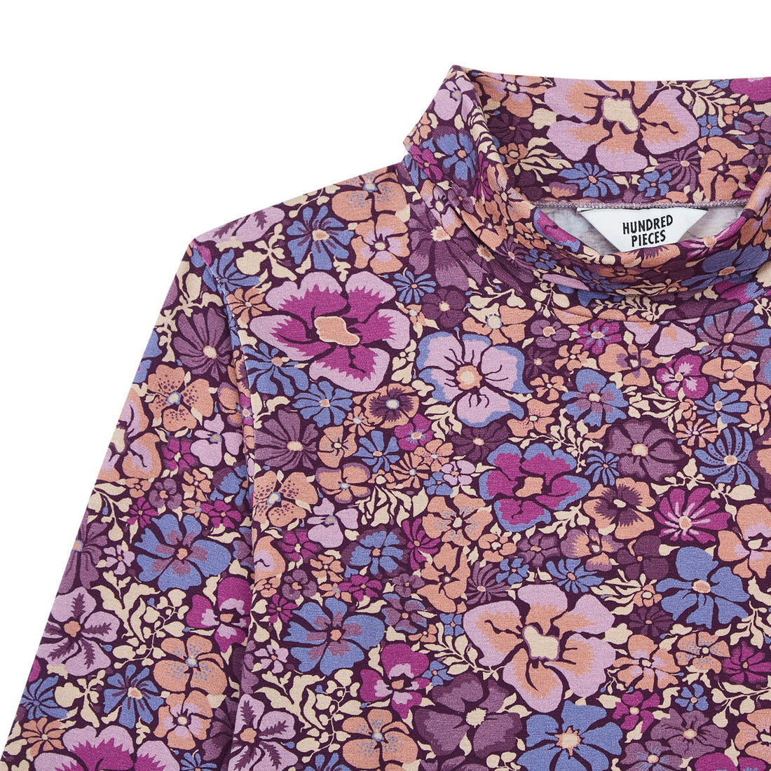 Hundred Pieces Plum Flower Solly Turtleneck