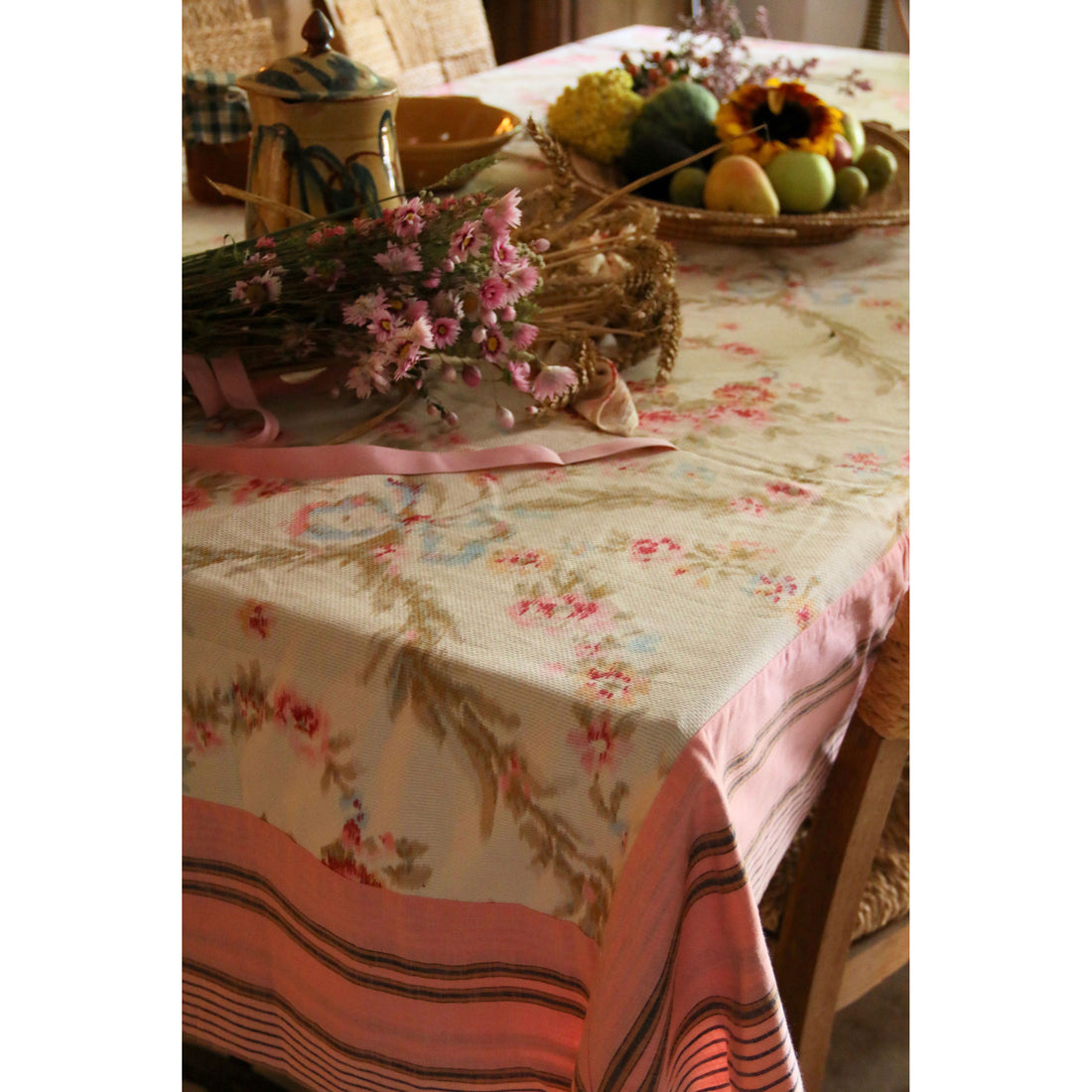 Bonjour Antoinette Print Pique Table Cloth
