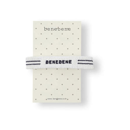 Bene Bene White Bene Embroidery Hair Clip