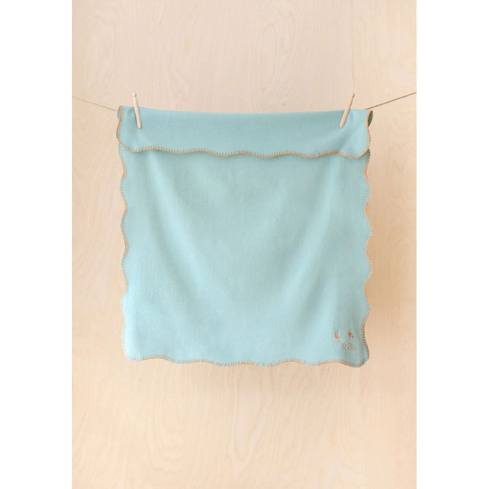 tbco Green Scalloped Edge Lambswool Blanket