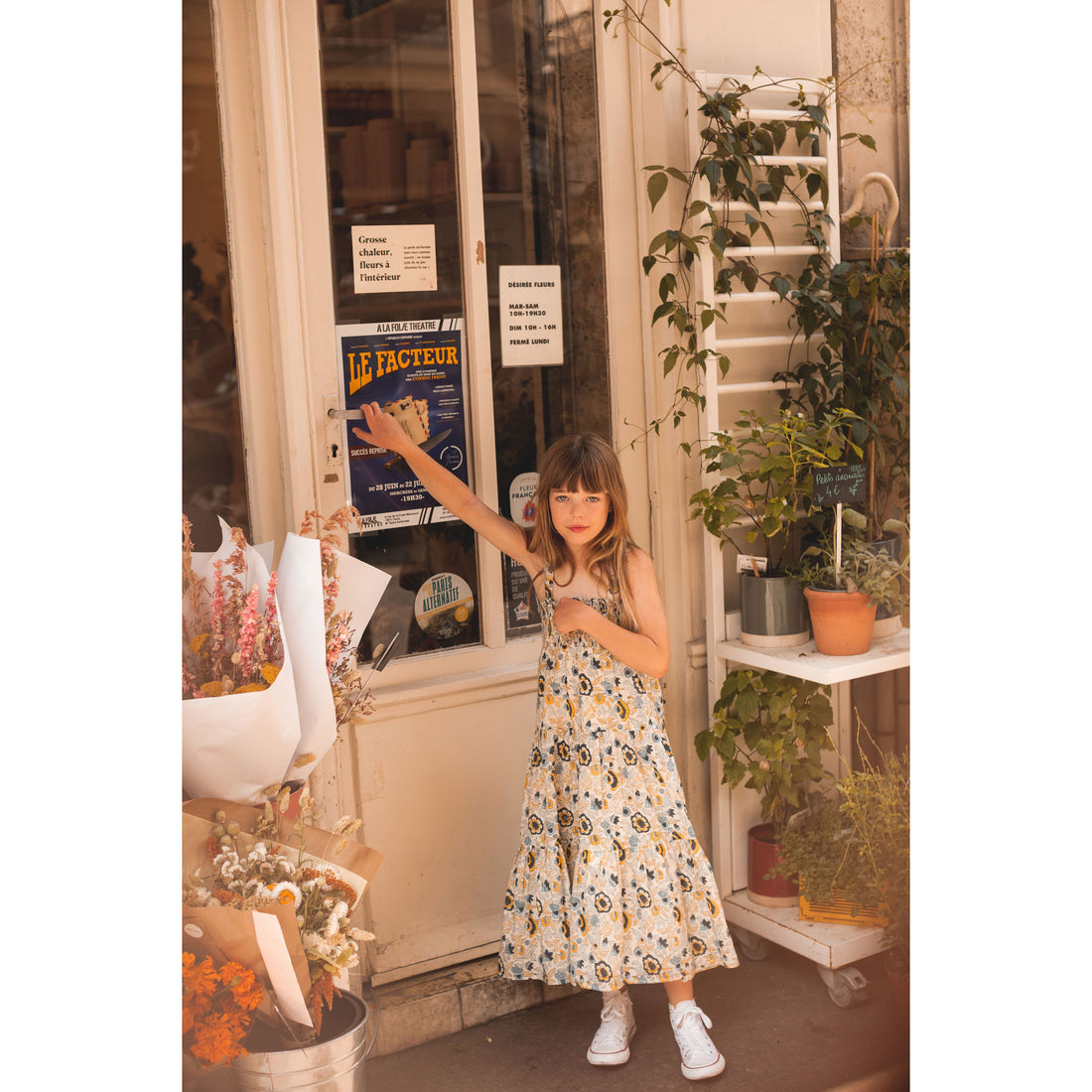 Louis Louise Black Veil Indian Flower Niko Dress