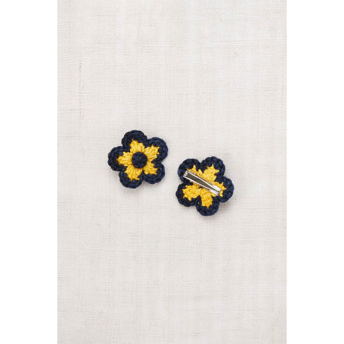 Misha and Puff Ink Medium Flower Clip Set