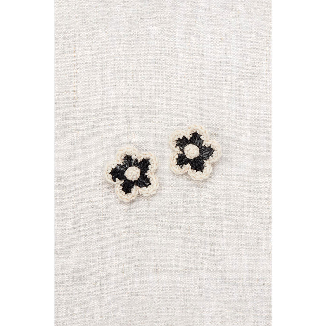 Misha and Puff Licorice Medium Flower Clip Set