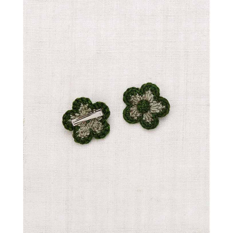 Misha and Puff Seal Gray Medium Flower Clip Set
