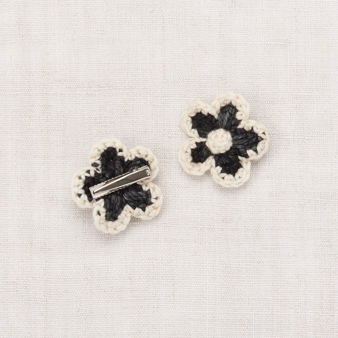 Misha and Puff Medium Flower Clip Set - Licorice