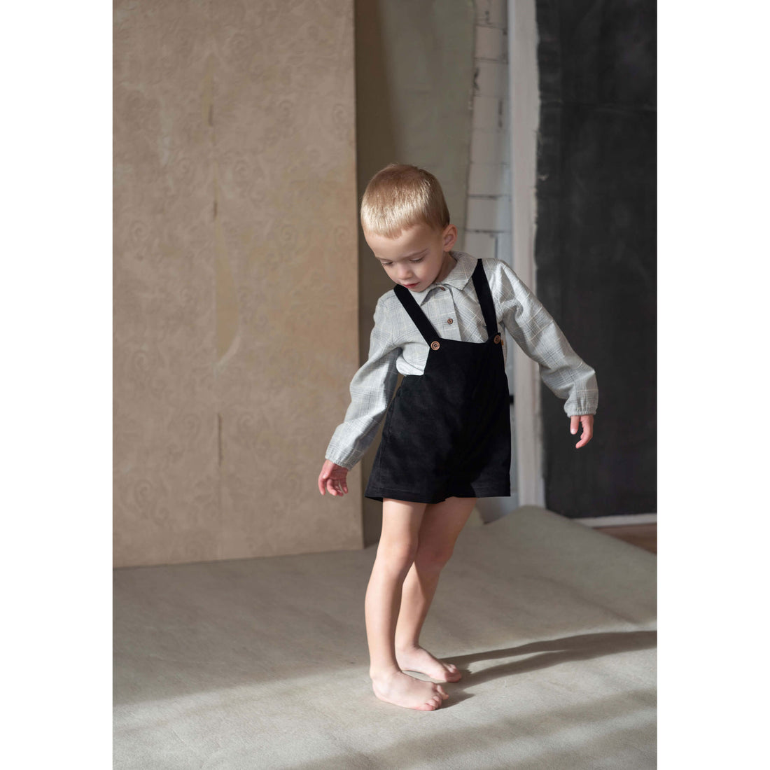 Popelin Black Velvet Suspender Shorts