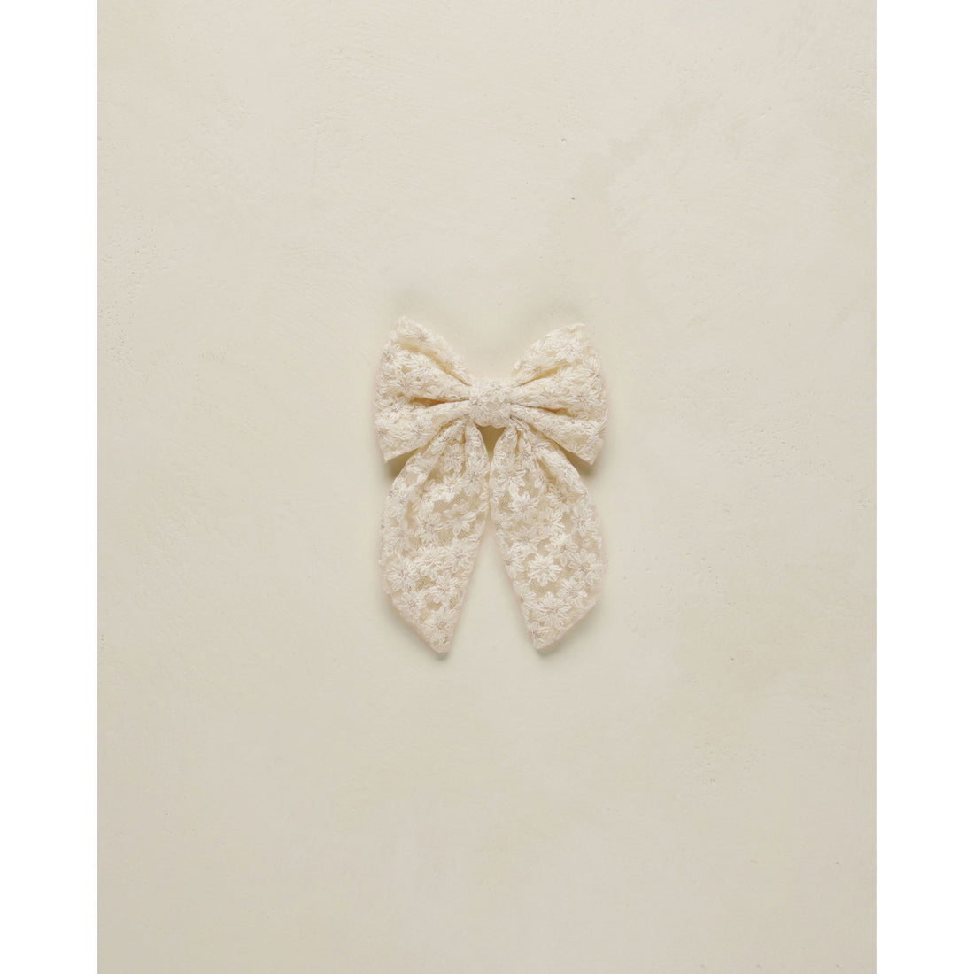 Noralee Ivory Embroidered Daisy Everly Bow