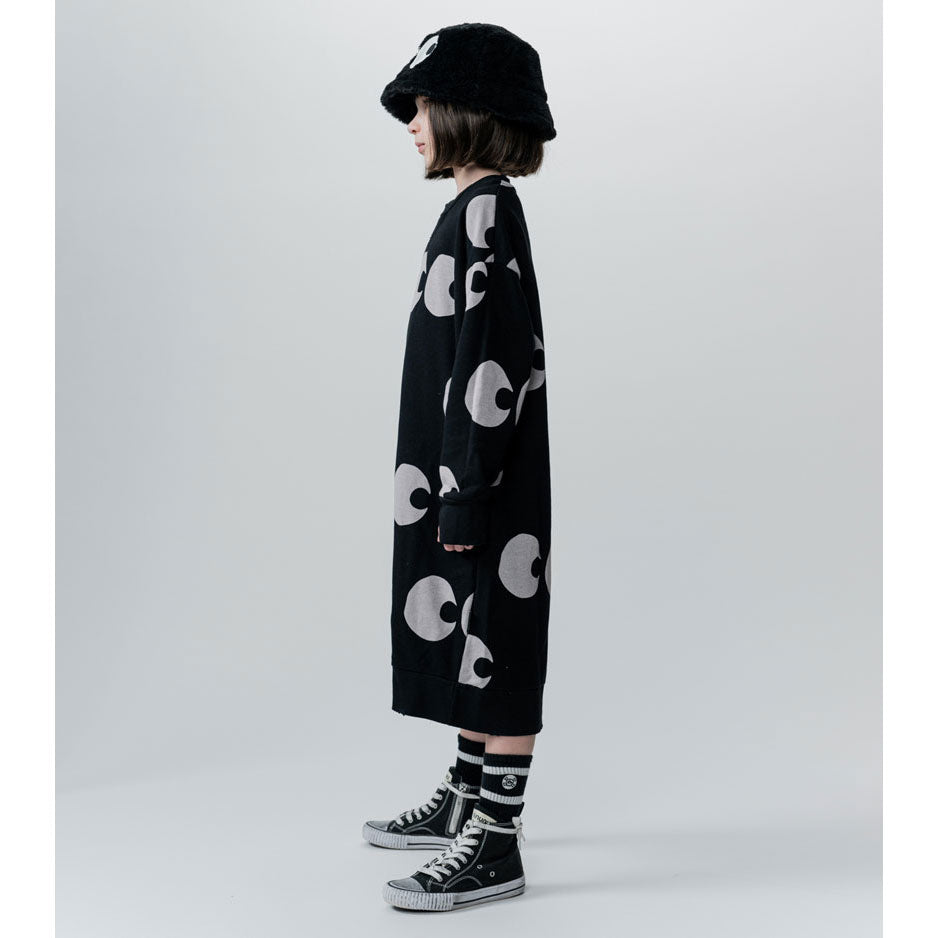 NUNUNU Black Side Eyes A Dress