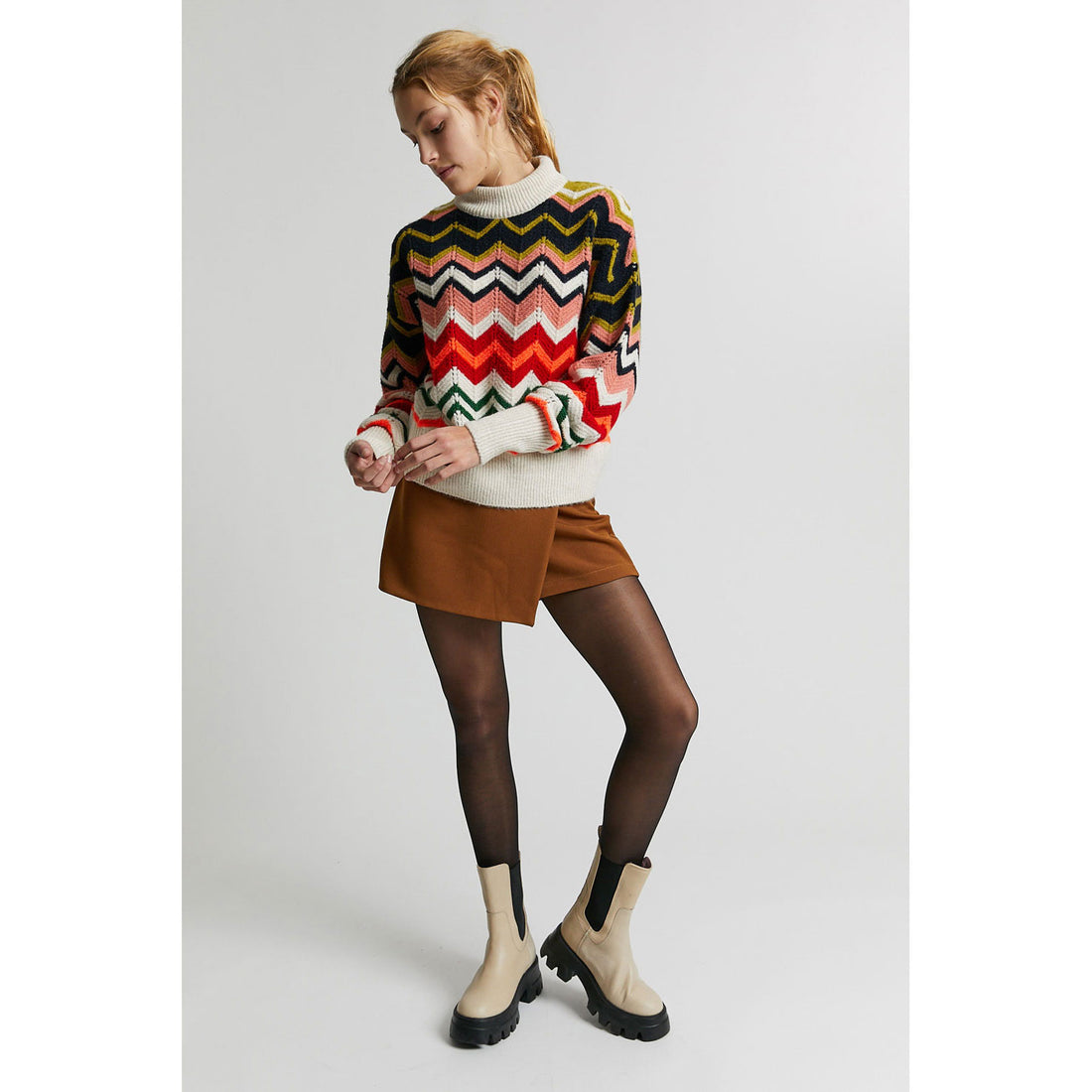Indee Off White Oxanna Graphic Sweater