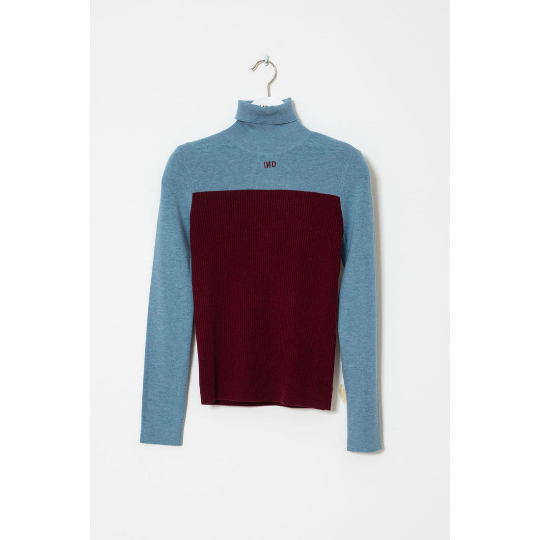 Indee  Merlot Red Wapiti Pullover