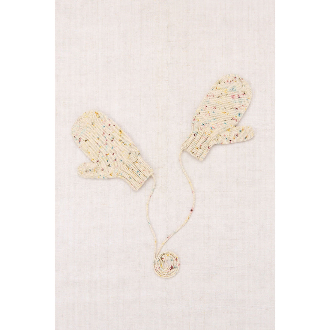 Misha and Puff Snowglobe Confetti Popcorn Mittens