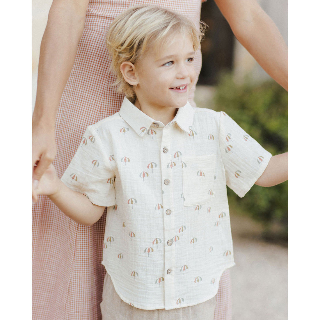 Rylee and Cru Umbrellas Collared Short Sleeve Shirt