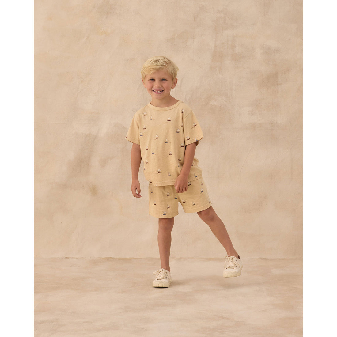 Rylee and Cru  Butterscotch Sailboats Play Set
