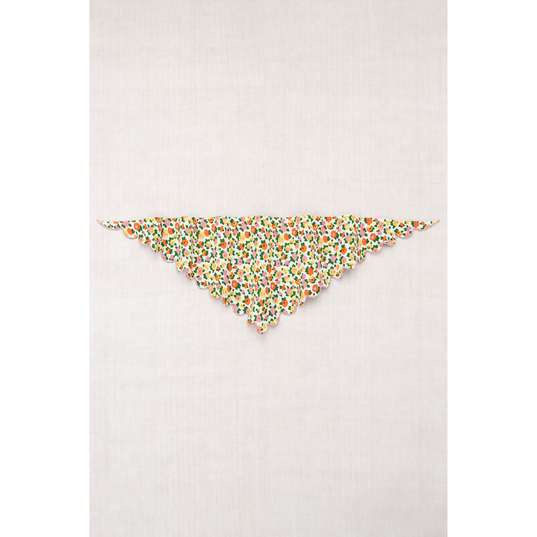 Misha and Puff String/Hazy Lilac Brimfield Scallop Scarf