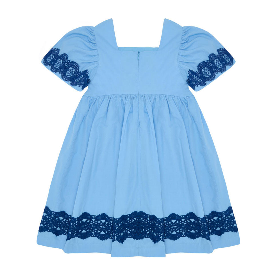 The Middle Daughter  Sky Think The World Of Dress