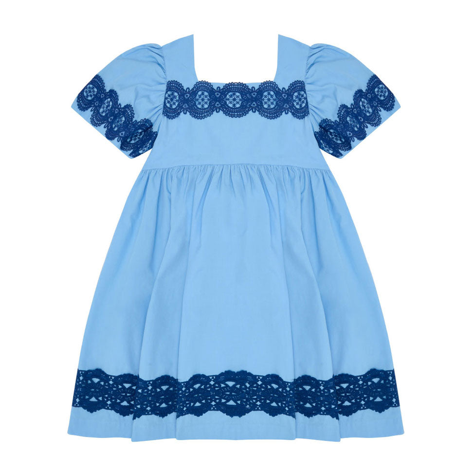 The Middle Daughter  Sky Think The World Of Dress