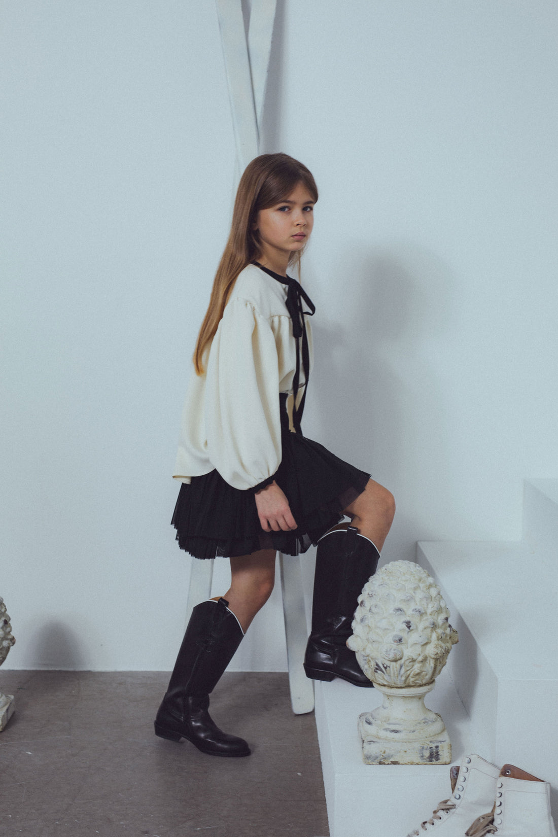 Unlabel Vanilla/Black Bow Blouse