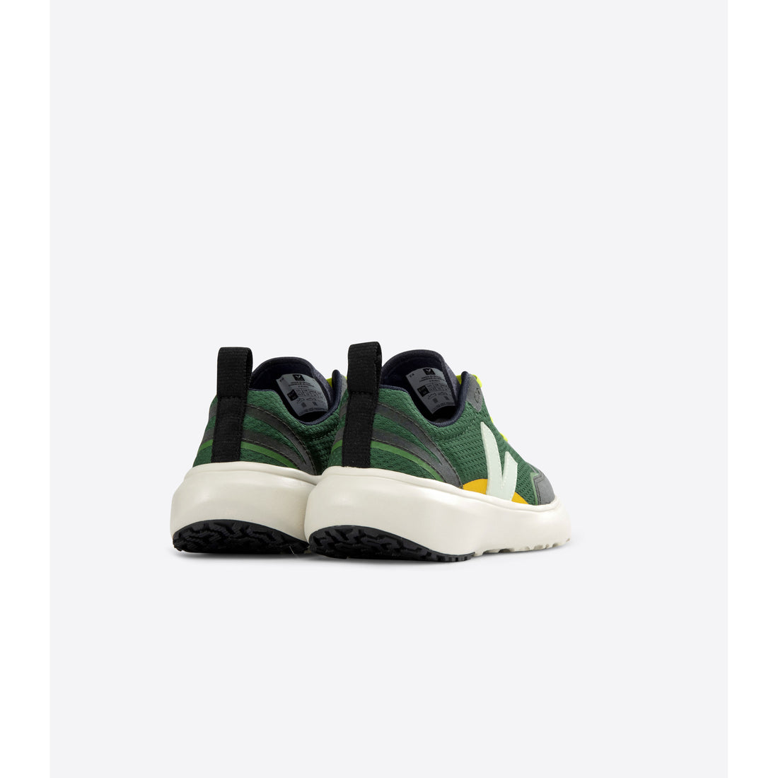 VEJA Poker Jade Mesh Small Canary