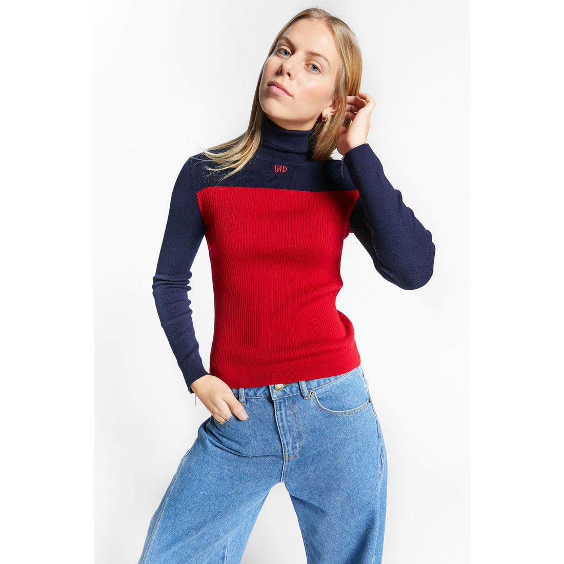 Indee  Flame Red Wapiti Pullover