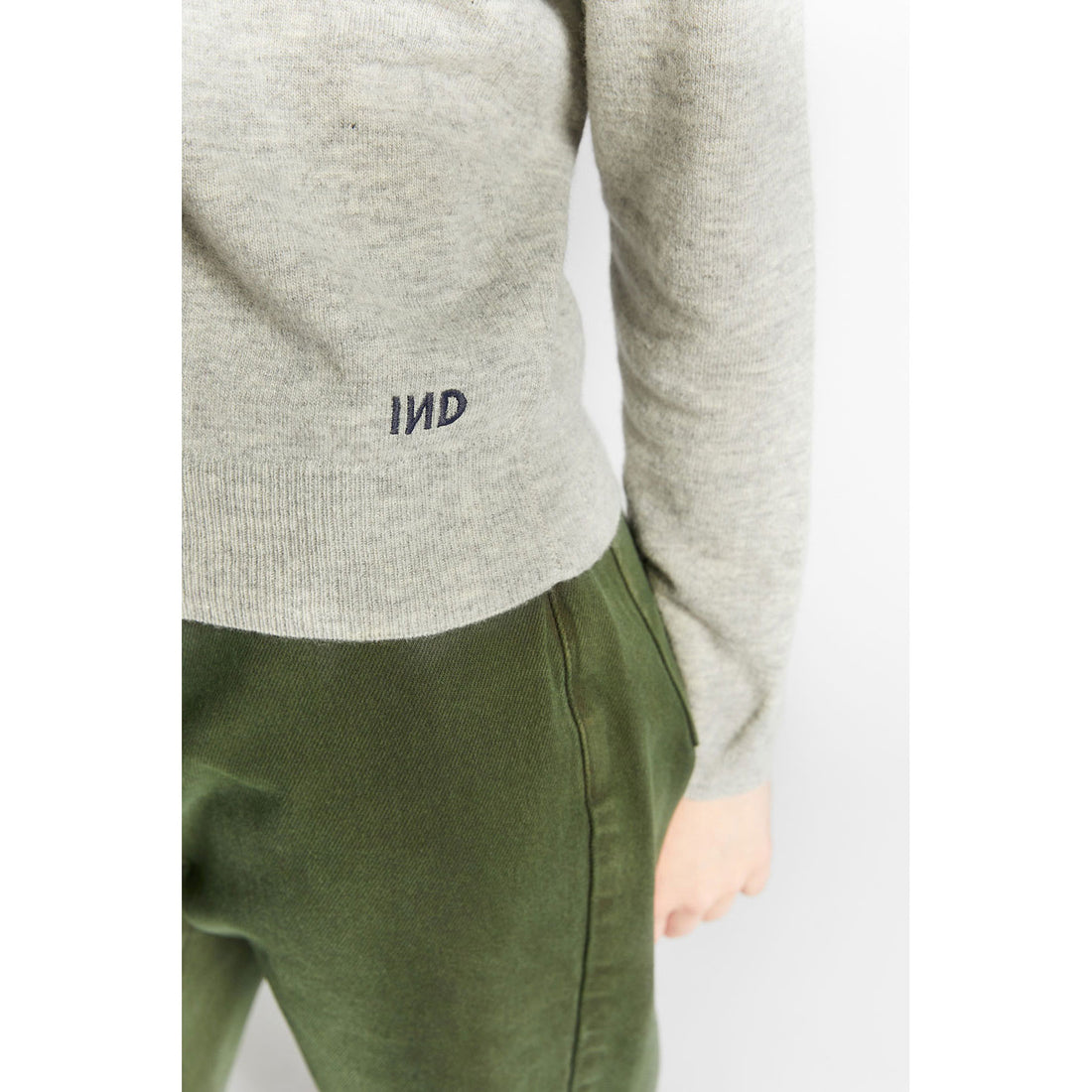 Indee  Grey Wodden Pullover