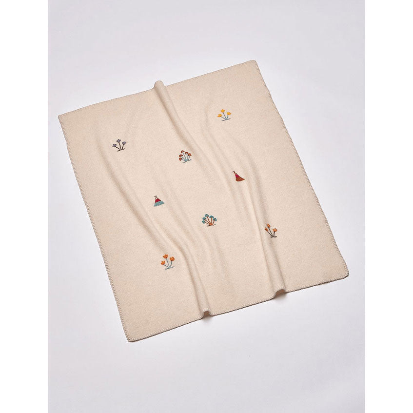 Lagomoro Ivory Embroidered Blanket