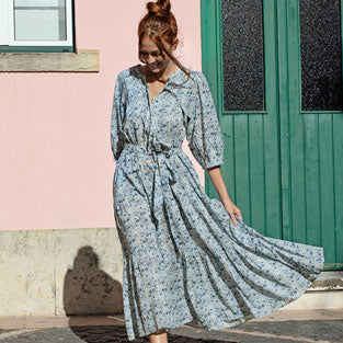 Pink Chicken Blue Verbena Floral Womens Pintuck Indira Dress