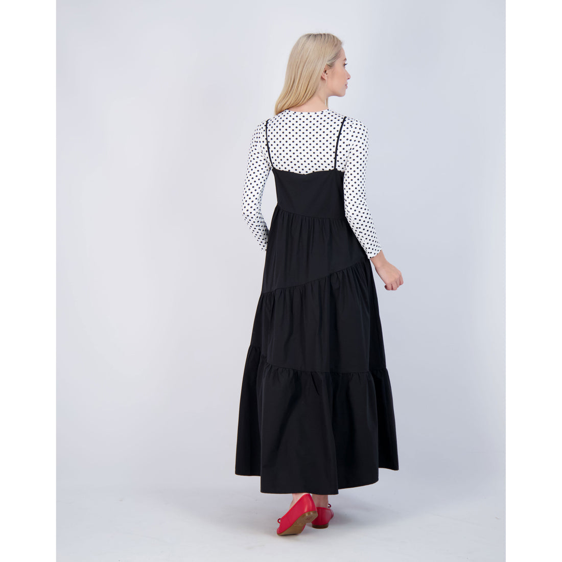 Ava and Lu Black Tiered Maxi Dress