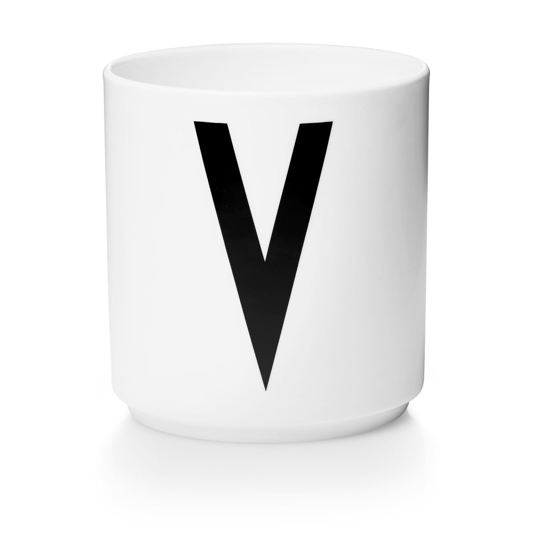 Design Letters Melamine cup A-Z - V