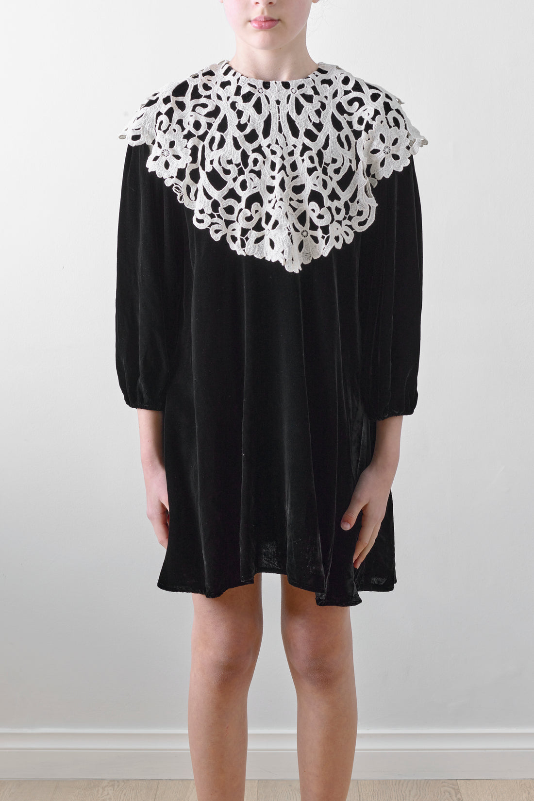 Petite Amalie Black Cut Out Collar Peta Velvet Dress