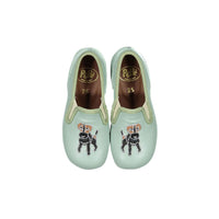 Pepe Sky Embroidered Slip On