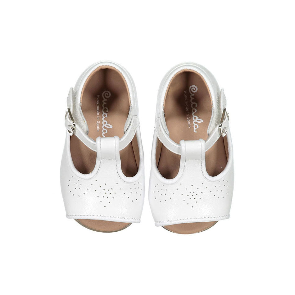 Papanatas White Leather Designed Open Toe Shoes