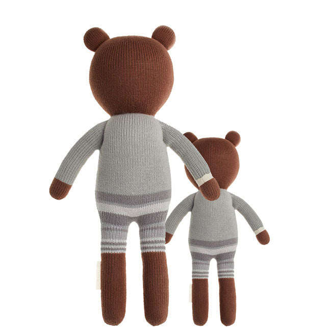 cuddle + kind Little Oliver The Bear